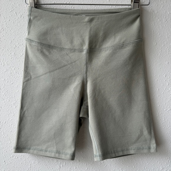 NWOT size S Green Sage Bike Shorts - MATE the Label - Picture 1 of 4